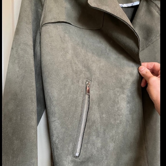 Faux suede olive green jacket - Picture 6 of 7